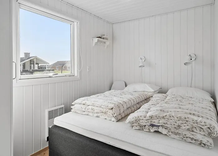 Holiday home Stunning In Harboore With Wifi